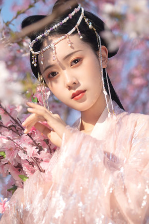 Jk美女被男人强奸资源