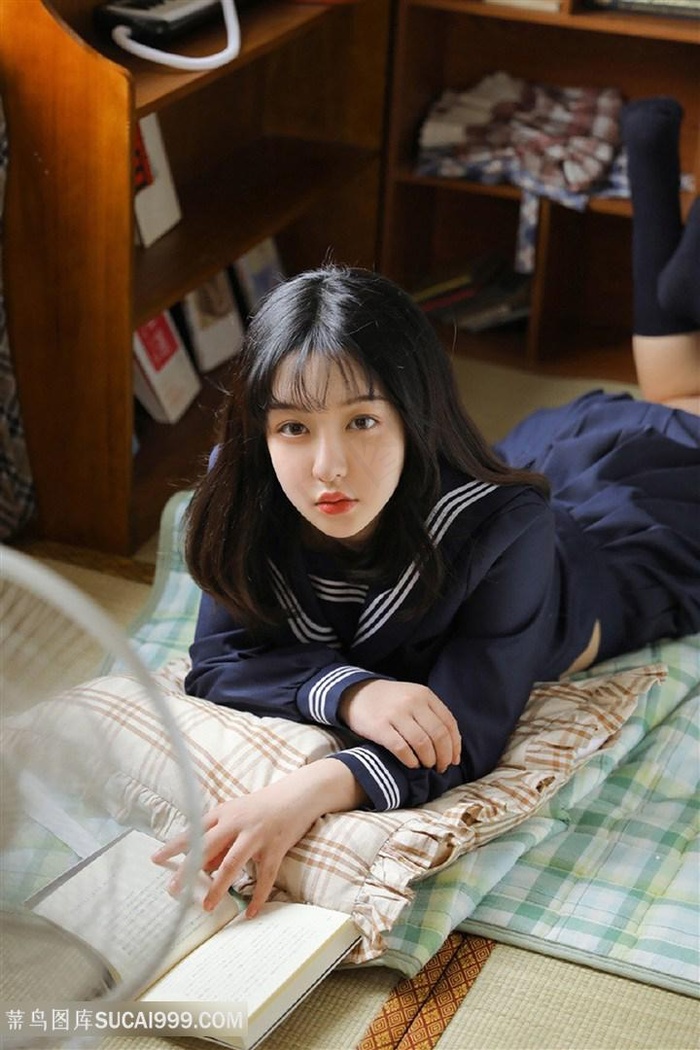 撕开美女衣服